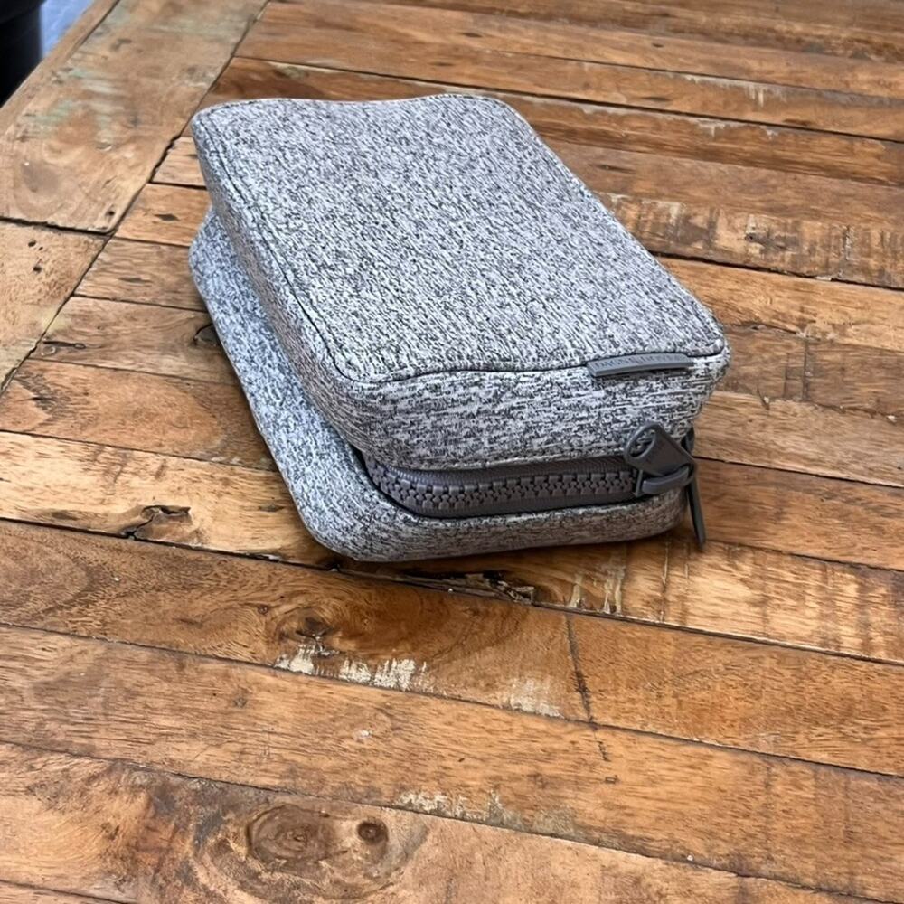 Dagne Dover Arlo Neoprene Tech Organizer Storage Bag Gray Heather - Picture 9 of 13